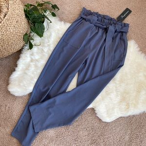 NWT Paperbag Waist Crops